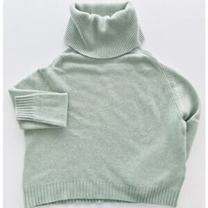 Allude Cashmere Sweater Turtleneck Green Boxy Size Small 100% Cashmere